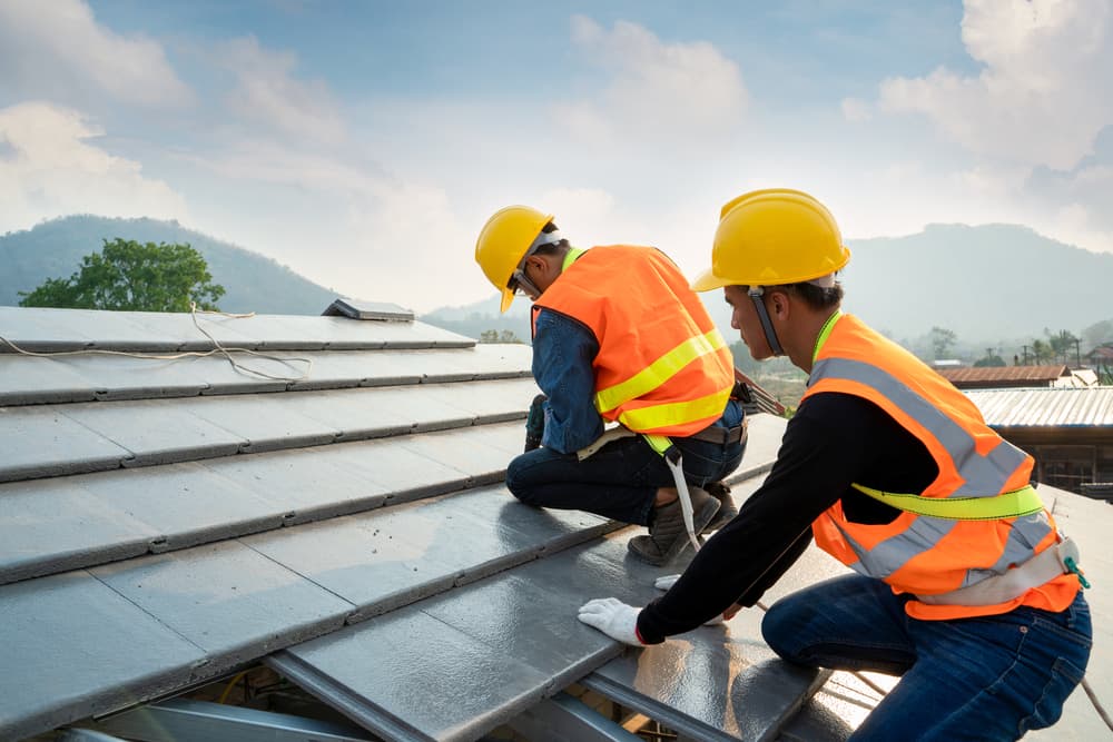 roof repair in Forest Meadows CA